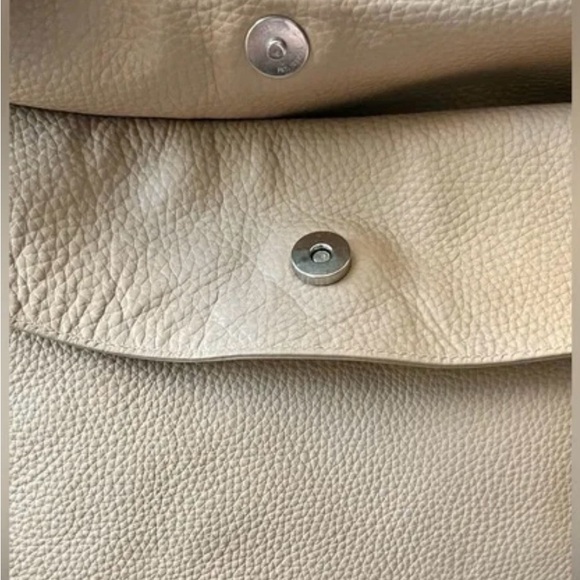 AUTHENTIC GUCCI Y2K PEBBLED LEATHER IVORY SHOULDER/CROSSBODY BAG - Picture 7 of 7